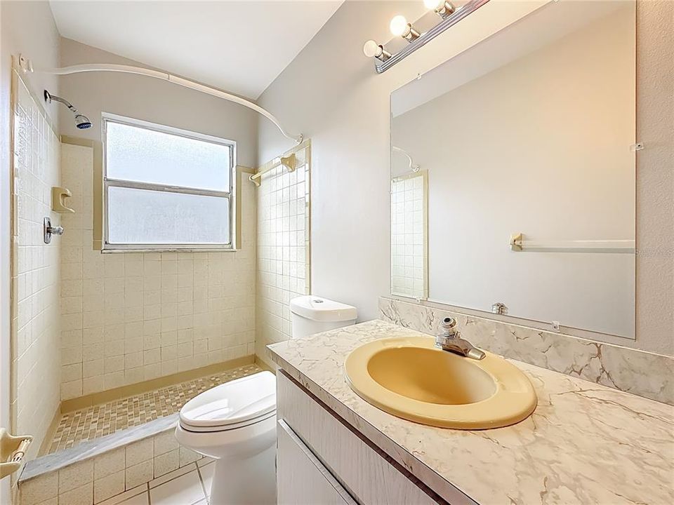 待售: $384,999 (2 贝兹, 2 浴室, 1508 平方英尺)