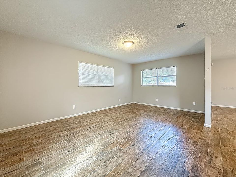 待售: $384,999 (2 贝兹, 2 浴室, 1508 平方英尺)