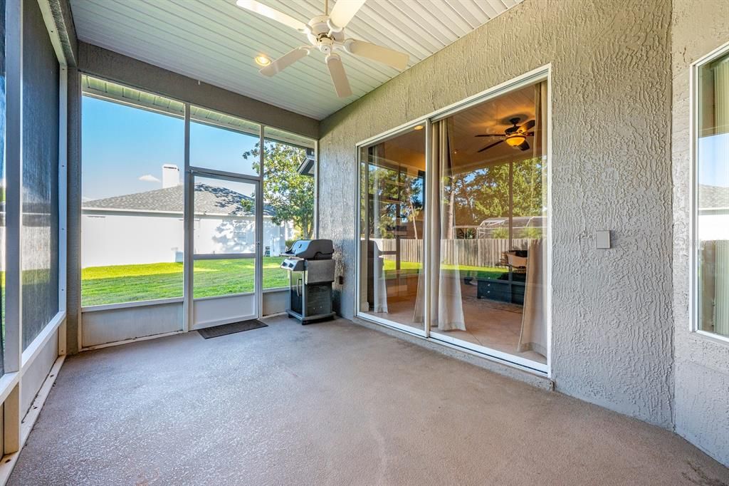 合同活跃: $525,000 (4 贝兹, 3 浴室, 2252 平方英尺)