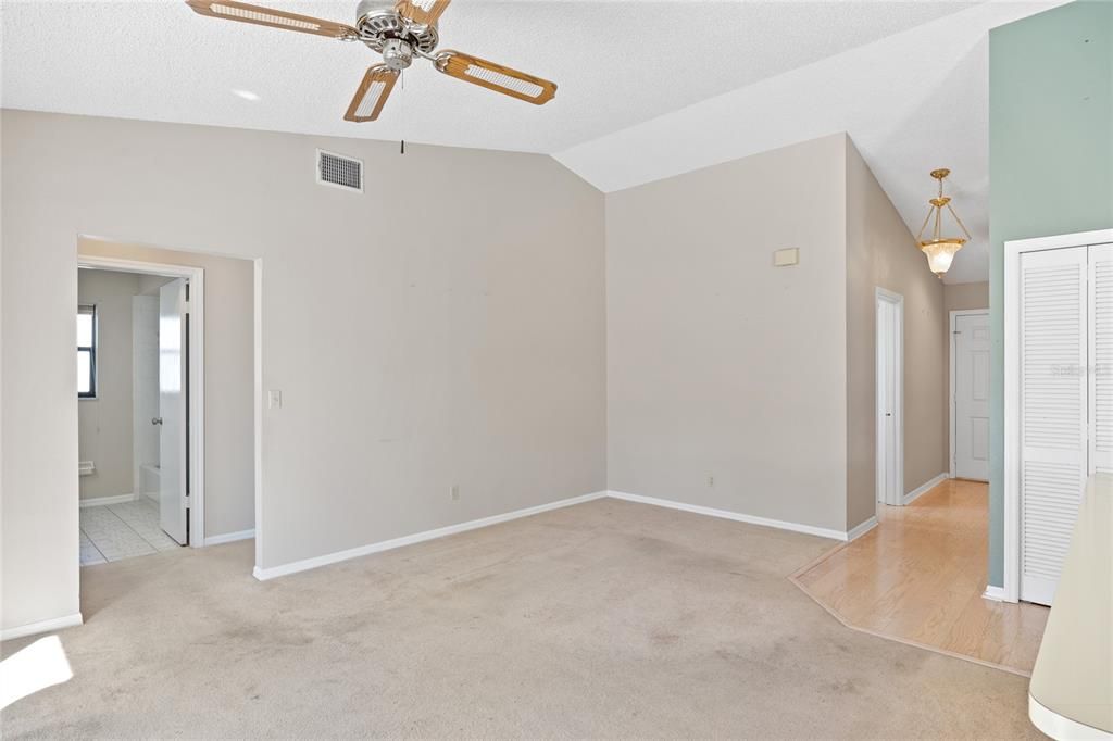 For Sale: $340,000 (3 beds, 2 baths, 1837 Square Feet)