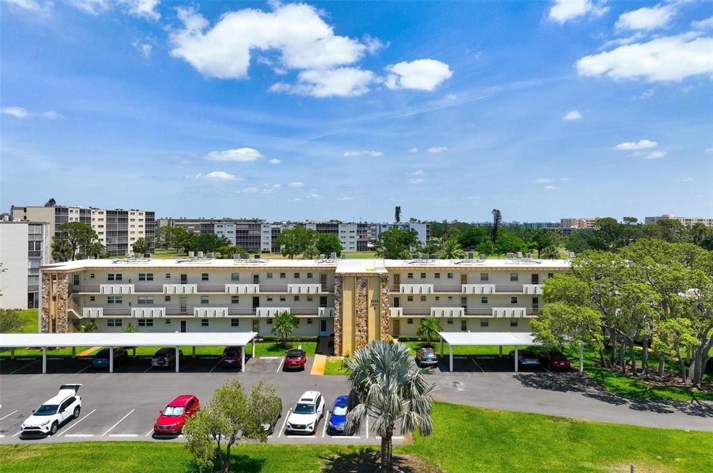 待售: $139,900 (1 贝兹, 1 浴室, 765 平方英尺)