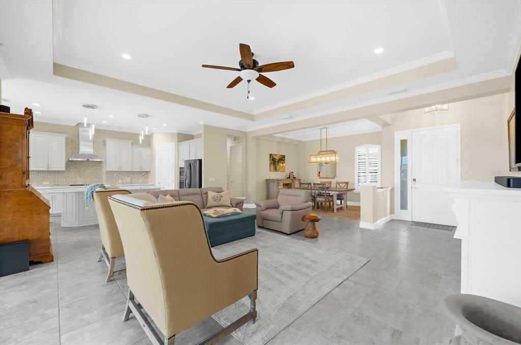 For Sale: $699,000 (3 beds, 3 baths, 2563 Square Feet)