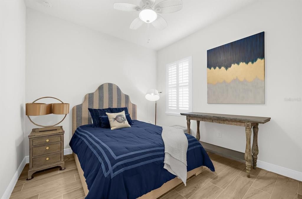 For Sale: $699,000 (3 beds, 3 baths, 2563 Square Feet)