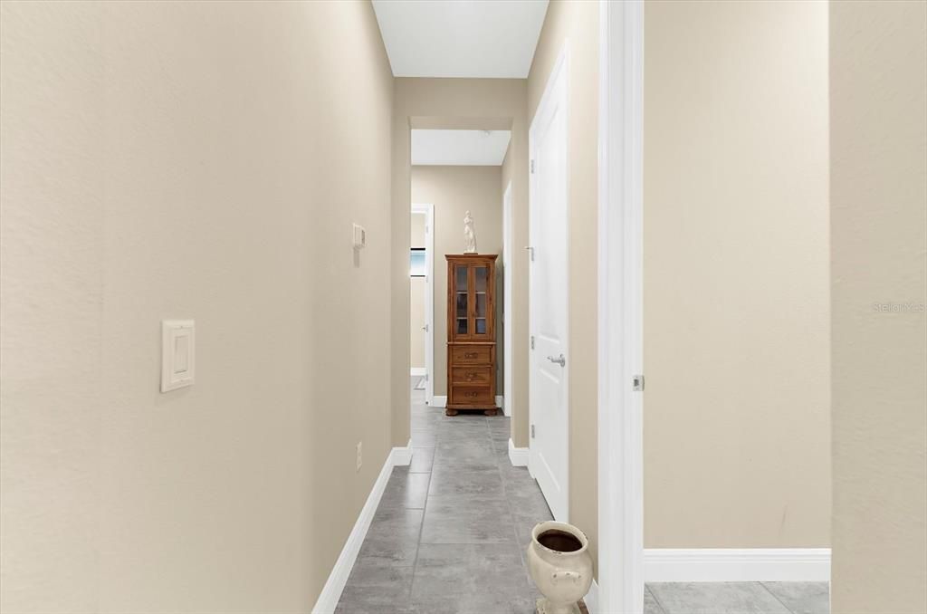 For Sale: $699,000 (3 beds, 3 baths, 2563 Square Feet)