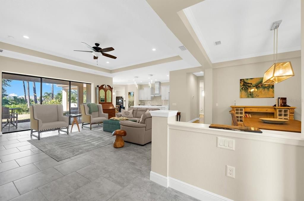 For Sale: $699,000 (3 beds, 3 baths, 2563 Square Feet)