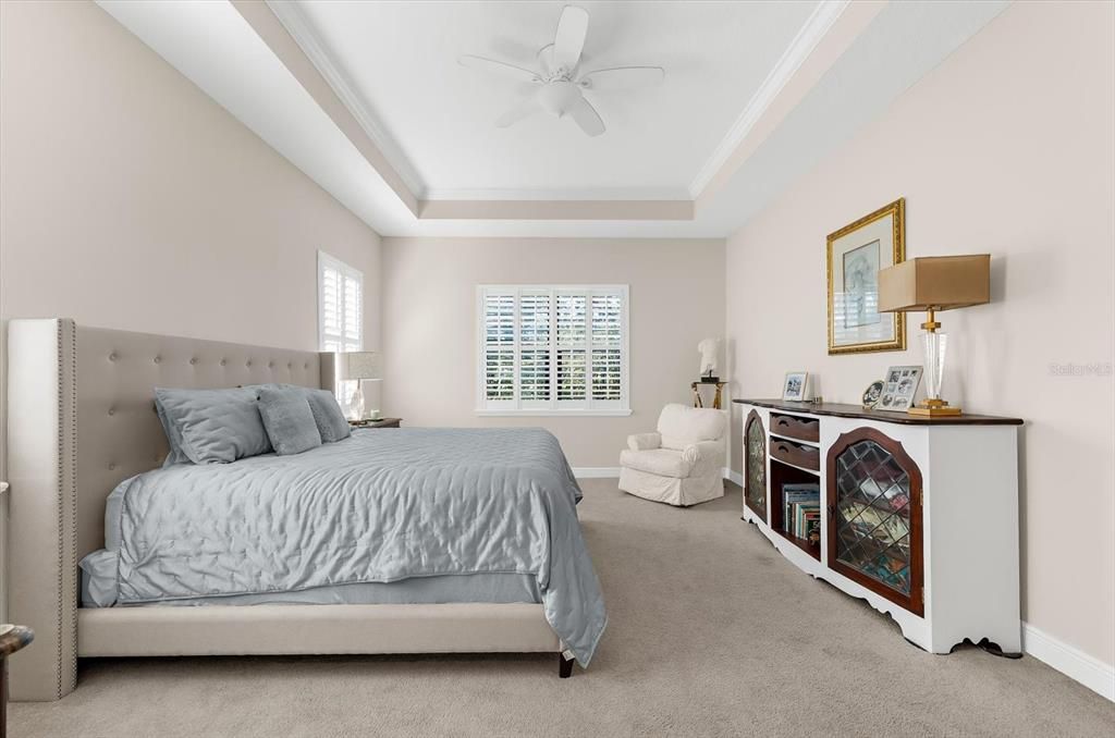 For Sale: $699,000 (3 beds, 3 baths, 2563 Square Feet)