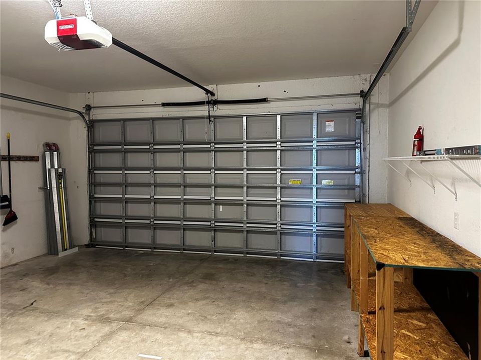 Activo con contrato: $1,700 (3 camas, 2 baños, 1517 Pies cuadrados)