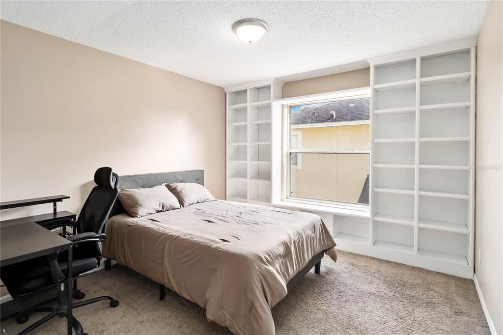 For Sale: $569,000 (4 beds, 2 baths, 2494 Square Feet)