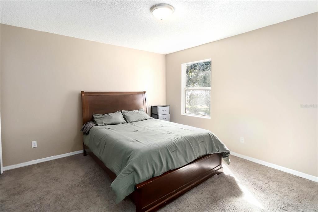 For Sale: $569,000 (4 beds, 2 baths, 2494 Square Feet)