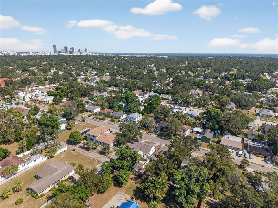 For Sale: $325,000 (3 beds, 1 baths, 1320 Square Feet)