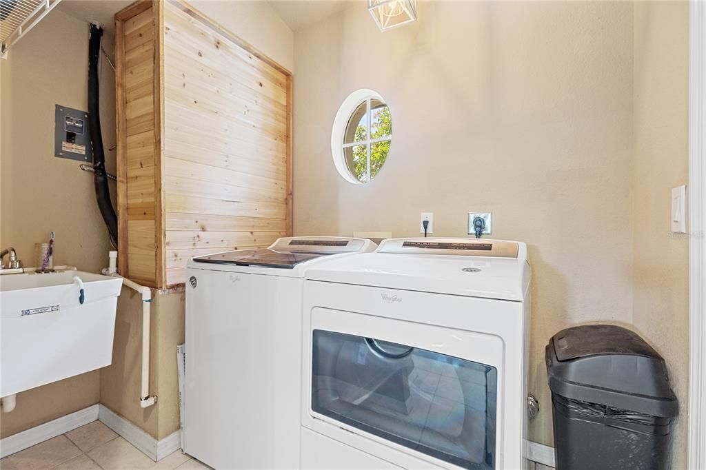 待售: $349,900 (3 贝兹, 2 浴室, 1264 平方英尺)