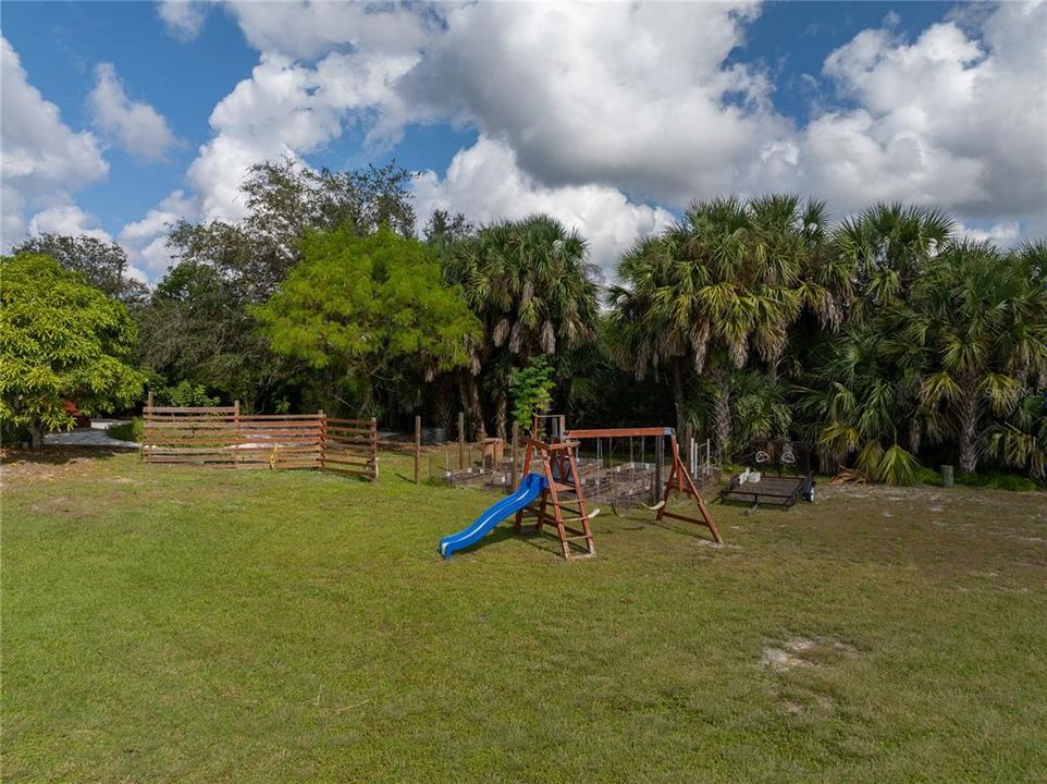 待售: $349,900 (3 贝兹, 2 浴室, 1264 平方英尺)