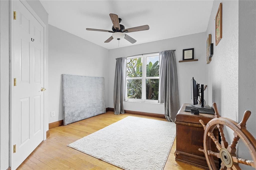 待售: $349,900 (3 贝兹, 2 浴室, 1264 平方英尺)