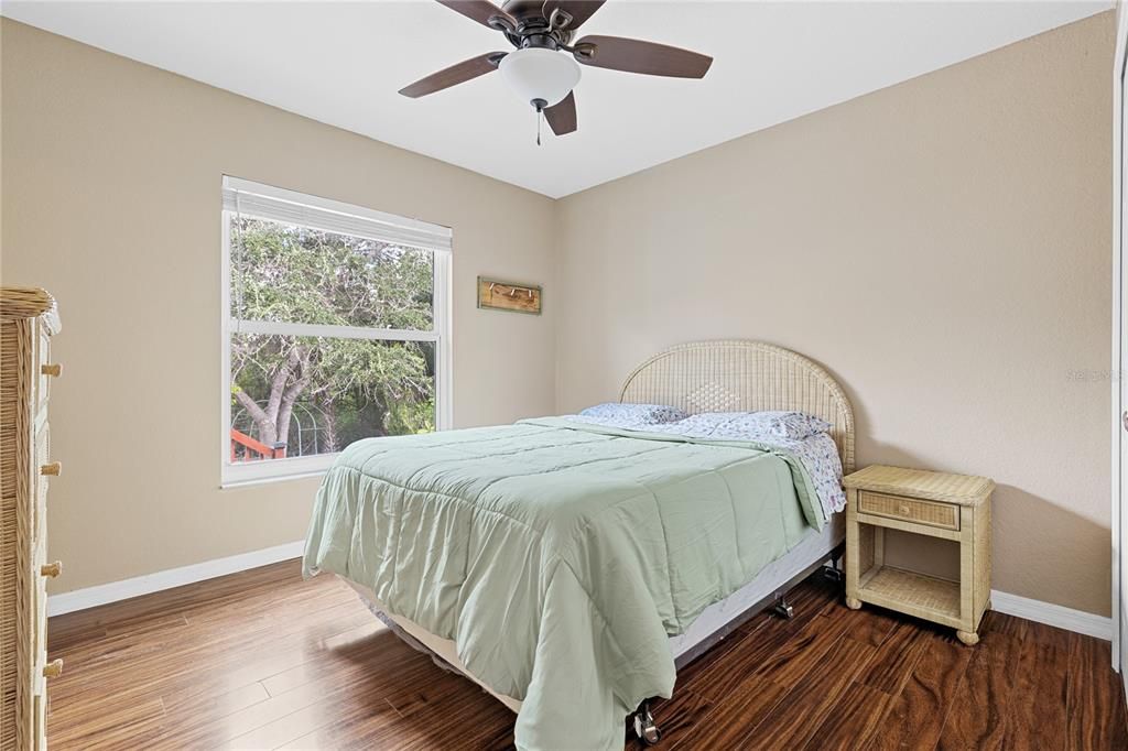 待售: $349,900 (3 贝兹, 2 浴室, 1264 平方英尺)