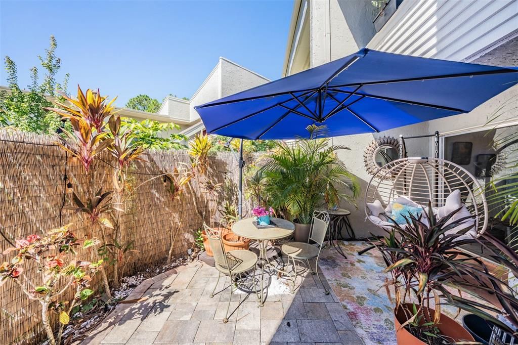 待售: $214,999 (2 贝兹, 2 浴室, 980 平方英尺)