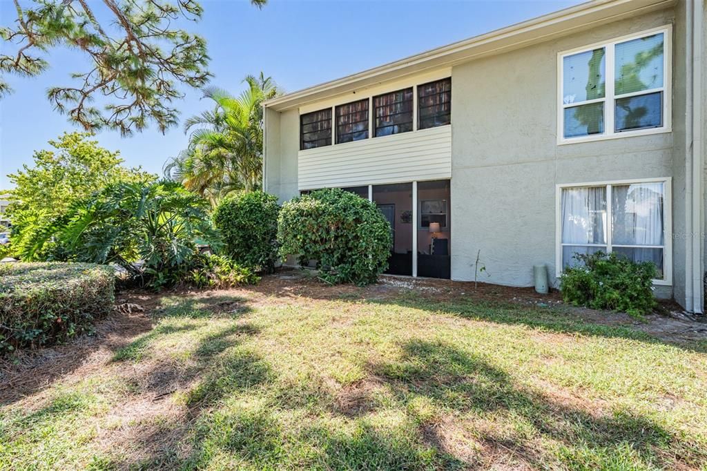 待售: $214,999 (2 贝兹, 2 浴室, 980 平方英尺)