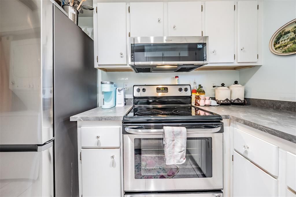 待售: $214,999 (2 贝兹, 2 浴室, 980 平方英尺)