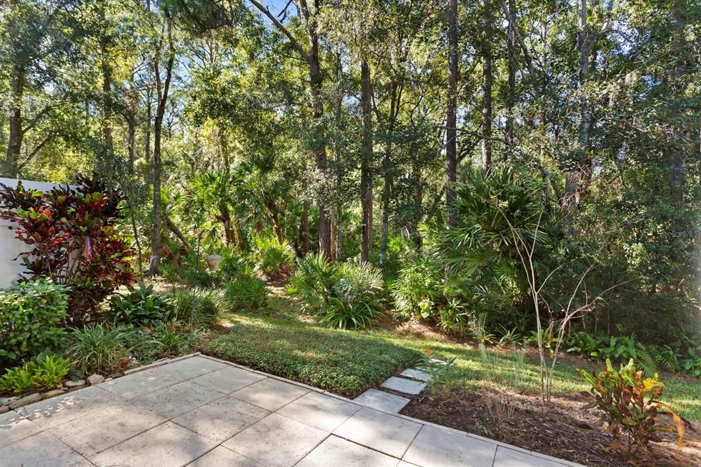 Под контрактом: $414,900 (3 спален, 2 ванн, 1912 Квадратных фут)