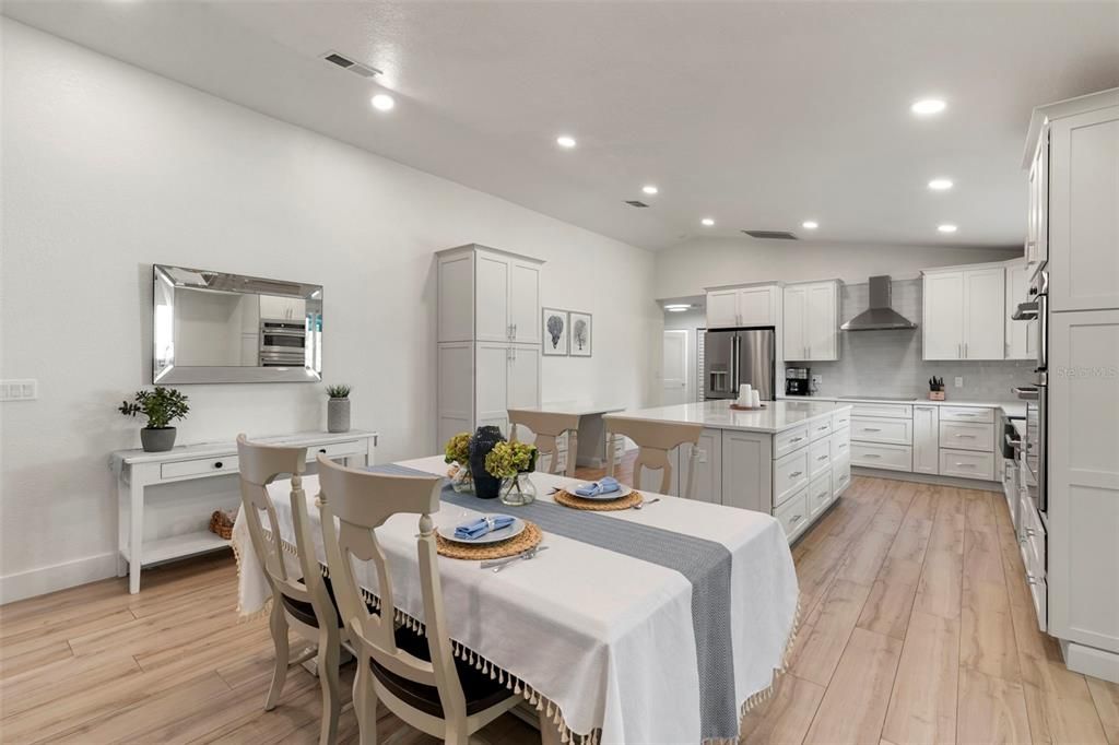 For Sale: $950,000 (3 beds, 2 baths, 1905 Square Feet)