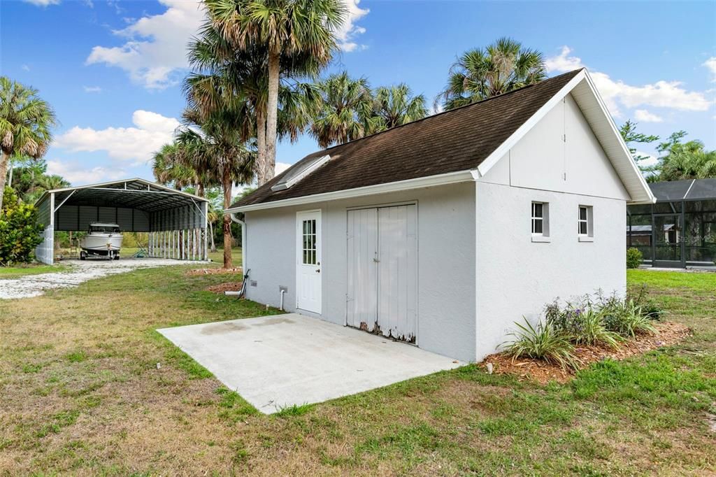 For Sale: $950,000 (3 beds, 2 baths, 1905 Square Feet)