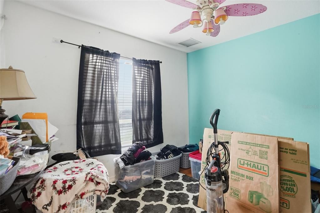 For Sale: $409,900 (4 beds, 3 baths, 2807 Square Feet)