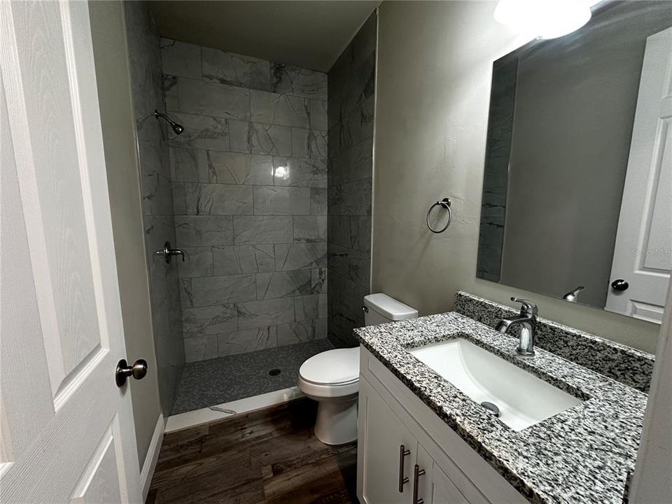 В аренду: $2,000 (3 спален, 2 ванн, 1200 Квадратных фут)