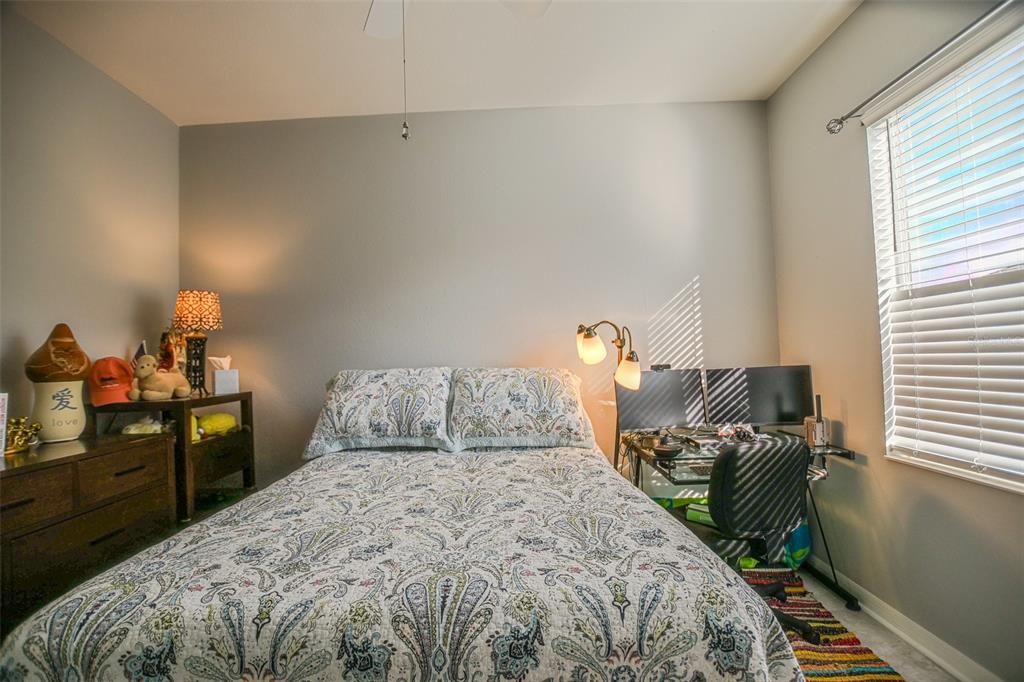 For Sale: $289,000 (2 beds, 2 baths, 1237 Square Feet)