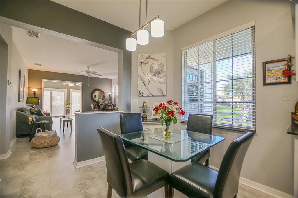 For Sale: $289,000 (2 beds, 2 baths, 1237 Square Feet)