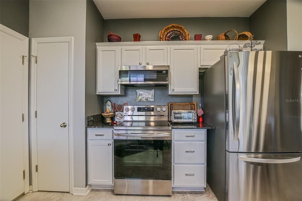 For Sale: $289,000 (2 beds, 2 baths, 1237 Square Feet)