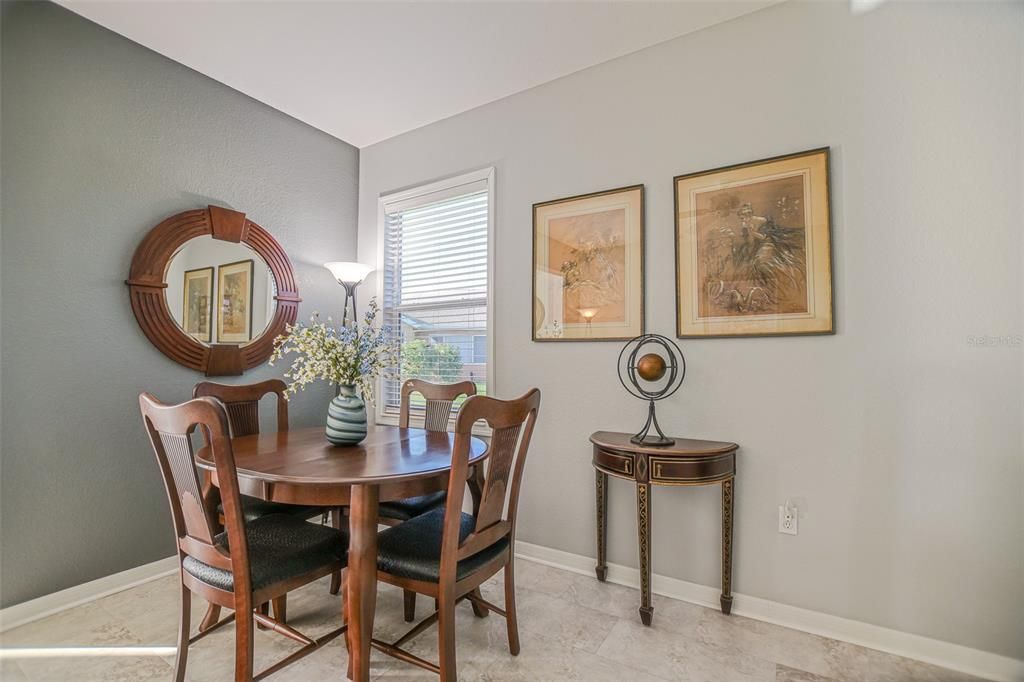 For Sale: $289,000 (2 beds, 2 baths, 1237 Square Feet)