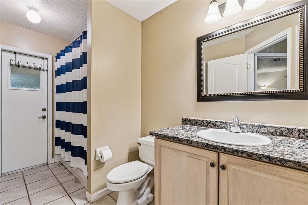 Под контрактом: $539,000 (4 спален, 4 ванн, 2462 Квадратных фут)