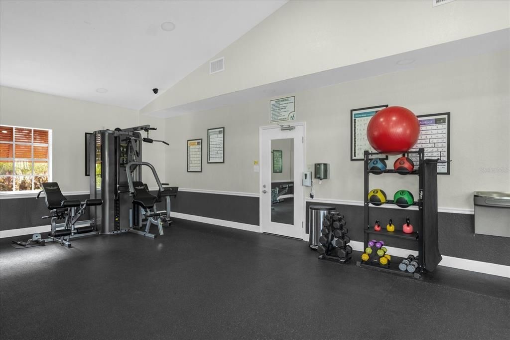 For Sale: $3,885,000 (39 beds, 0 baths, 20092 Square Feet)