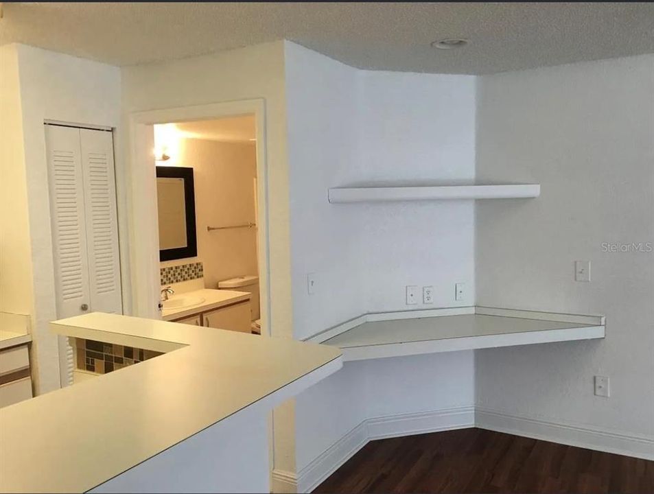 For Sale: $3,885,000 (39 beds, 0 baths, 20092 Square Feet)