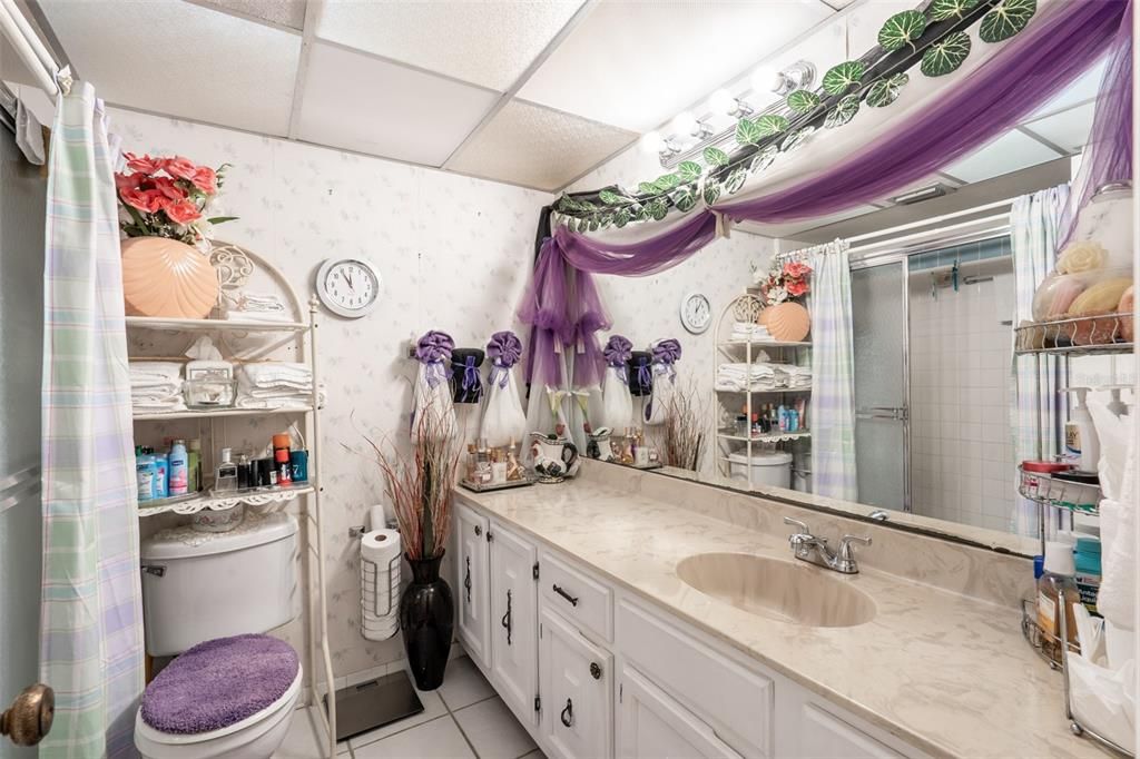 待售: $176,000 (3 贝兹, 2 浴室, 1231 平方英尺)