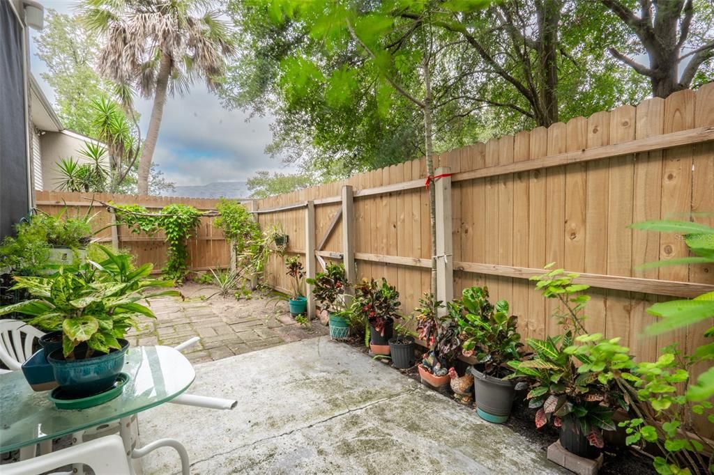 待售: $176,000 (3 贝兹, 2 浴室, 1231 平方英尺)