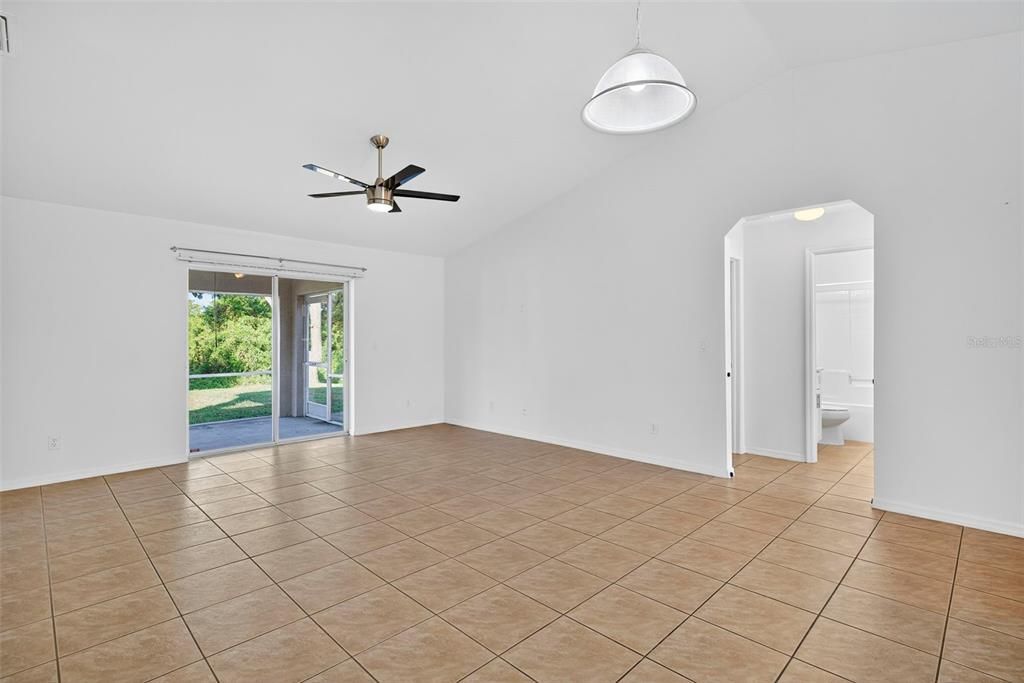 En Venta: $449,900 (12 camas, 0 baños, 2292 Pies cuadrados)