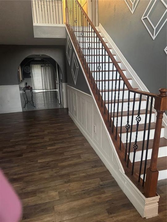 For Sale: $360,000 (4 beds, 3 baths, 3044 Square Feet)