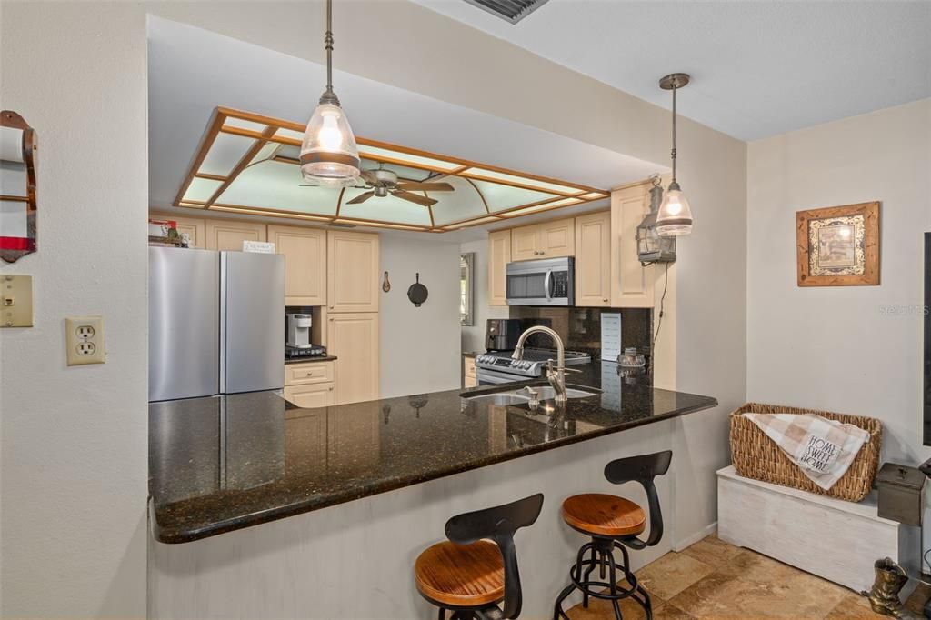 For Sale: $474,900 (3 beds, 2 baths, 1915 Square Feet)