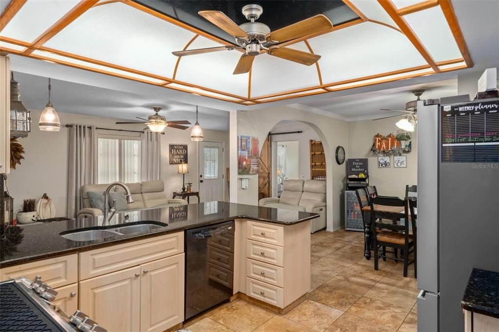 For Sale: $474,900 (3 beds, 2 baths, 1915 Square Feet)