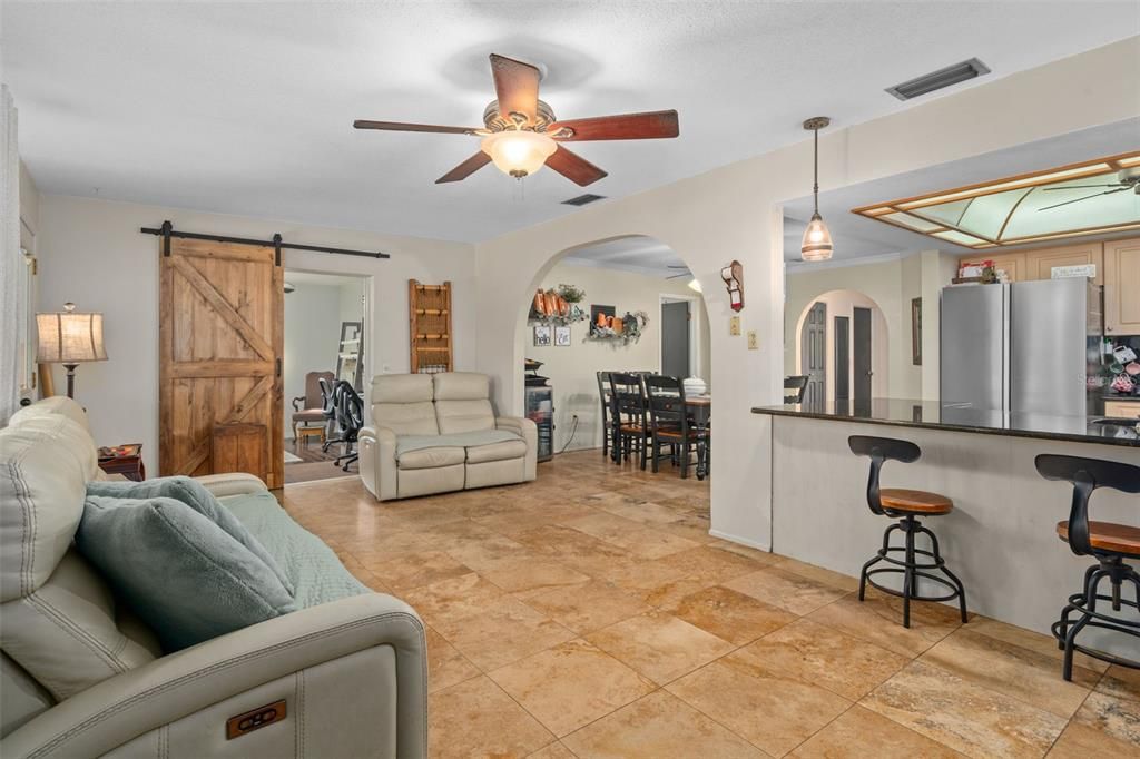 For Sale: $474,900 (3 beds, 2 baths, 1915 Square Feet)