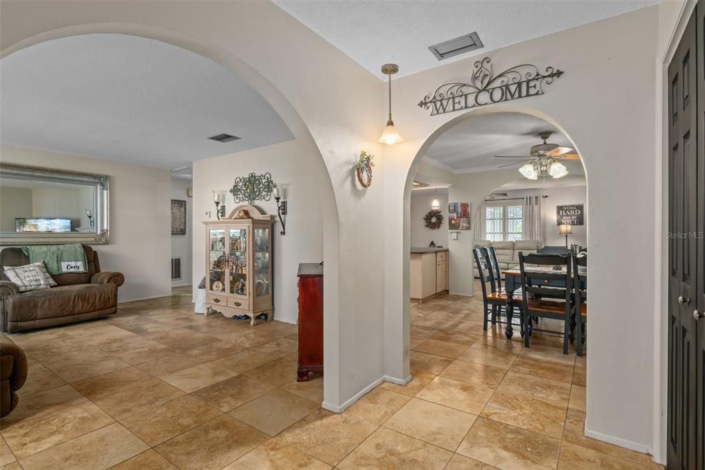 For Sale: $474,900 (3 beds, 2 baths, 1915 Square Feet)