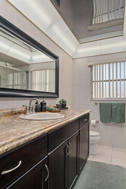 For Sale: $474,900 (3 beds, 2 baths, 1915 Square Feet)