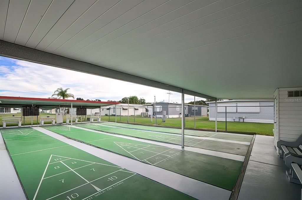 For Sale: $113,000 (2 beds, 2 baths, 840 Square Feet)