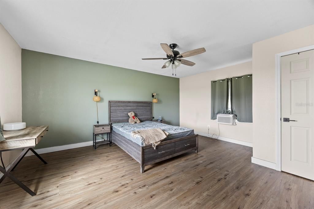 待售: $850,000 (4 贝兹, 3 浴室, 3088 平方英尺)