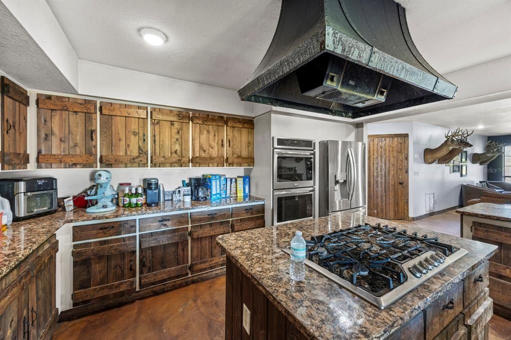 待售: $850,000 (4 贝兹, 3 浴室, 3088 平方英尺)