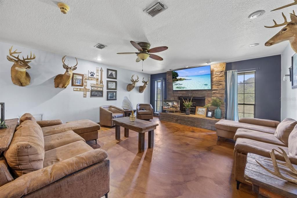 待售: $850,000 (4 贝兹, 3 浴室, 3088 平方英尺)