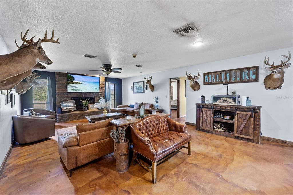 待售: $850,000 (4 贝兹, 3 浴室, 3088 平方英尺)