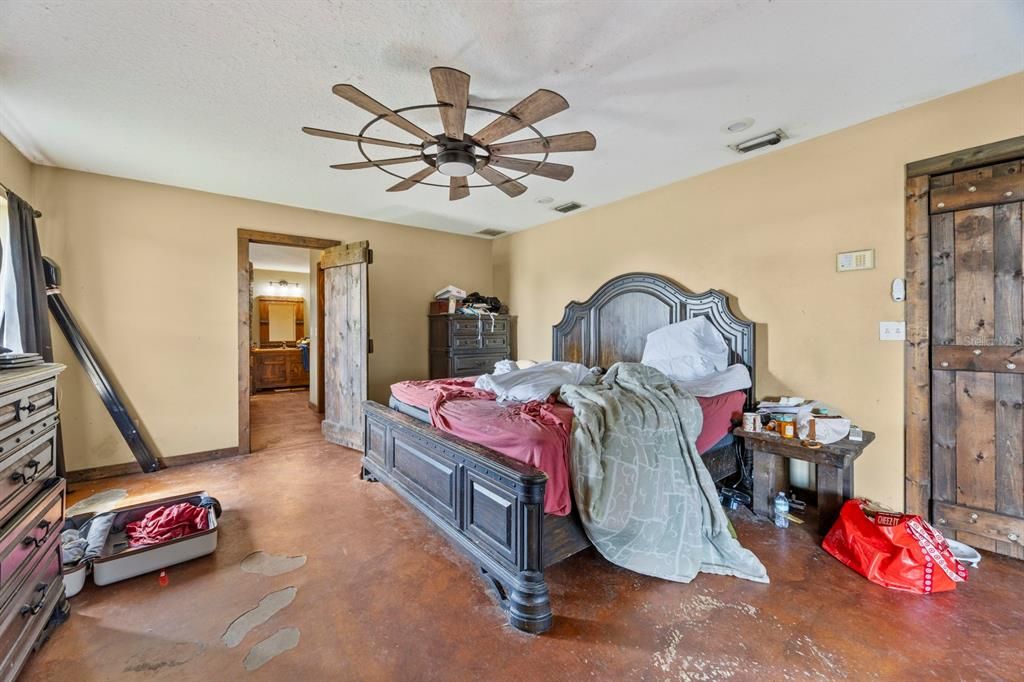 待售: $850,000 (4 贝兹, 3 浴室, 3088 平方英尺)