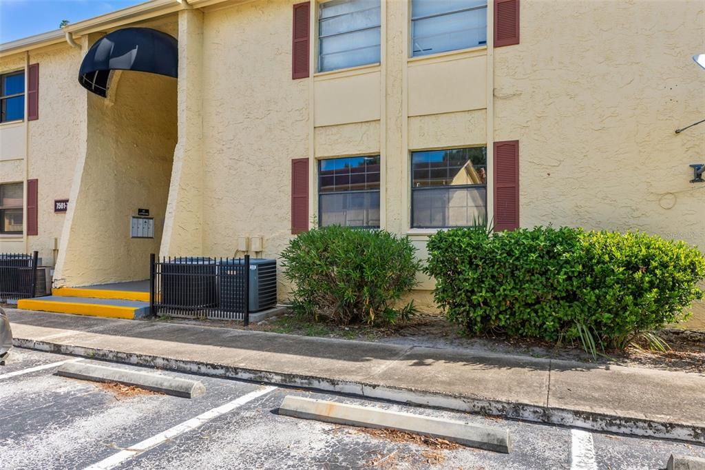 For Sale: $245,000 (3 beds, 2 baths, 1432 Square Feet)