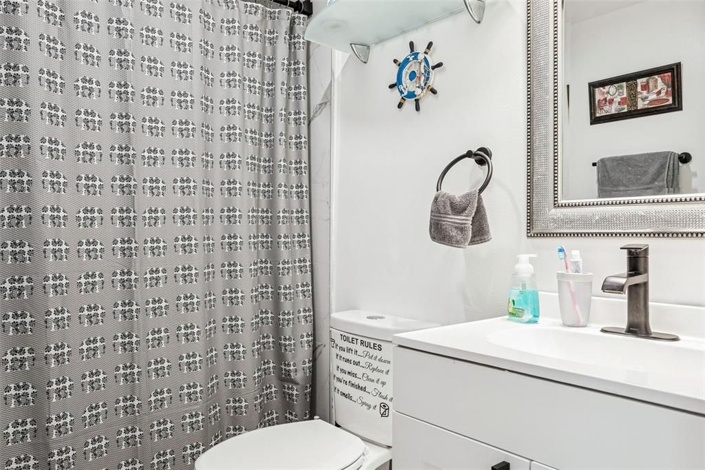 For Sale: $245,000 (3 beds, 2 baths, 1432 Square Feet)